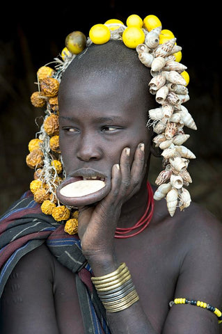 Very Young African Tribe Girls